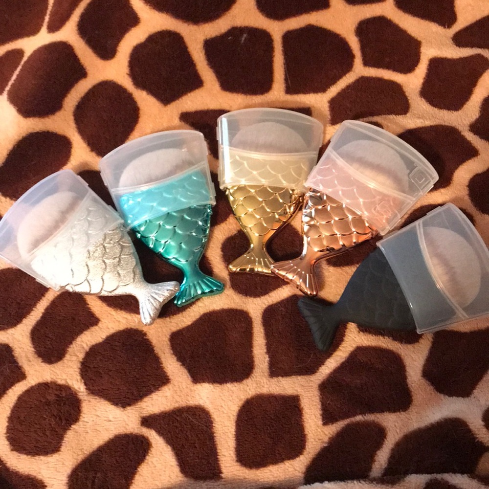 Mermaid makeup brushes